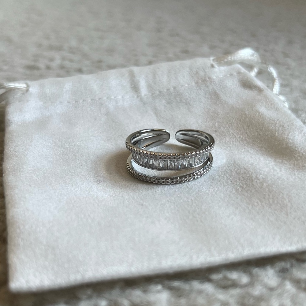 Cubic zirconia Adjustable Ring | Silver